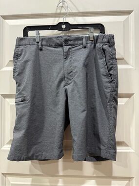 Greg Norman Collection Men's Charcoal Travel Cargo Shorts